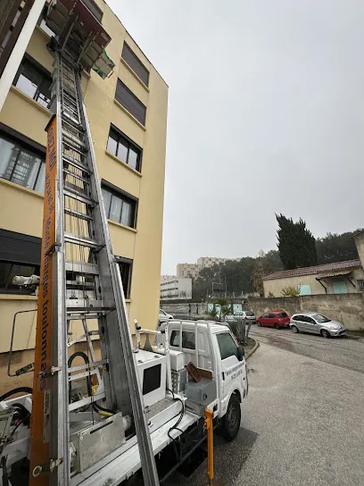 Image de Monte charges Toulonnais - meuble - matériaux