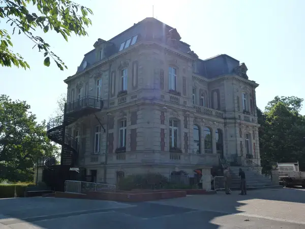 Monte Escalier Mobilité Installateur monte escalier Beuvrages