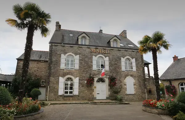 Monte Escalier Mobilité Installateur monte escalier Bourg-des-Comptes