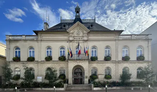 Monte Escalier Mobilité Installateur monte escalier Bourg-la-Reine
