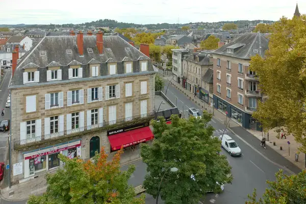 Monte Escalier Mobilité Installateur monte escalier Brive-la-Gaillarde