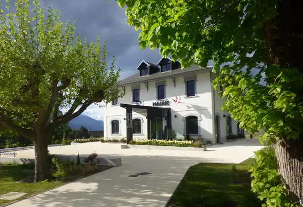 Monte Escalier Mobilité Installateur monte escalier Drumettaz-Clarafond