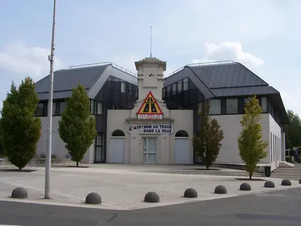 Monte Escalier Mobilité Installateur monte escalier La Verrière