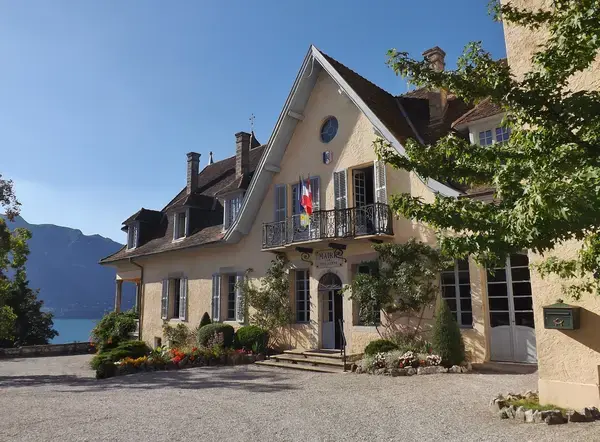 Monte Escalier Mobilité Installateur monte escalier Tresserve